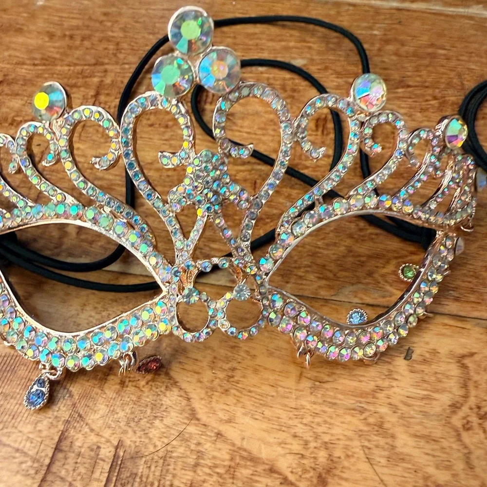 Rhinestone Crystal Masquerade Mask - Iridescent Rose Gold